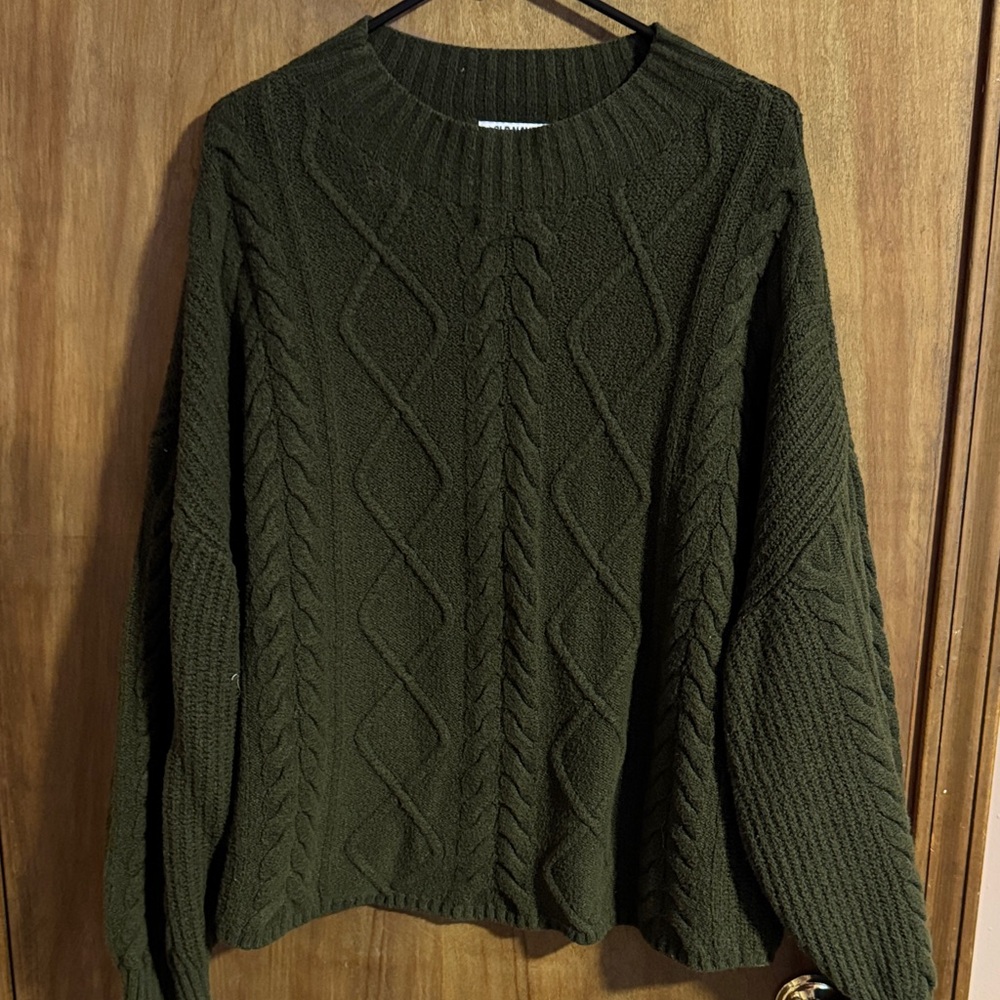 Old Navy Dark Green Cable Knit Sweater